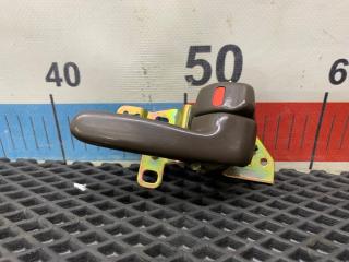 Ручка двери внутренняя задняя правая Toyota Mark II 1994