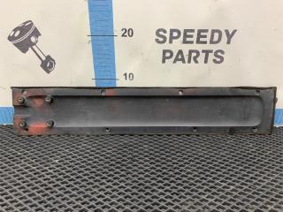 Запчасть декоративная крышка двигателя Nissan Laurel 2000