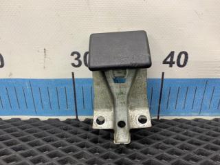 Запчасть ручка открывания капота Nissan Laurel 2000