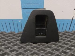 Запчасть кнопка открывания багажника Volkswagen Jetta 2021