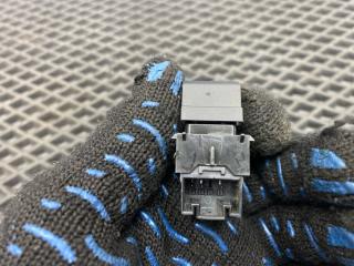 Кнопка стеклоподъемника задняя левая Jetta 2021 JEM DGXA