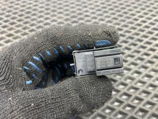 Кнопка стеклоподъемника задняя правая Jetta 2021 JEM DGXA