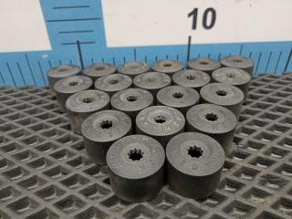 Запчасть колпачок ступицы Volkswagen Jetta 2021