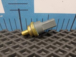 Фото запчасти датчик температуры охлаждающей жидкости Volkswagen Jetta 2021 контрактная запчасть Запчасть датчик температуры охлаждающей жидкости Volkswagen Jetta 2021