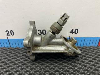 Запчасть корпус масляного фильтра Nissan R'nessa 1997