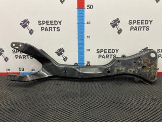 Запчасть балка продольная под двс передняя Nissan R'nessa 1997