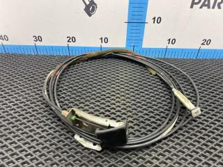 Запчасть трос лючка топливного бака Nissan R'nessa 1997