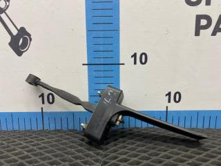 Фото запчасти ограничитель двери задний левый Lexus GS300 Б/У запчасть Запчасть ограничитель двери задний левый Lexus GS300