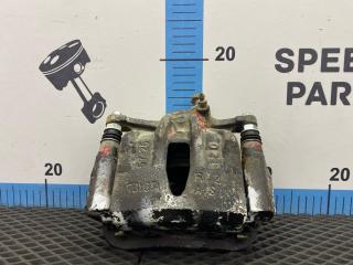 Суппорт тормозной передний правый Toyota Mark II 1993