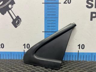 Запчасть накладка кузова передняя левая Mitsubishi Chariot 1991