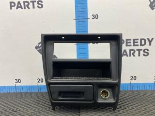 Консоль центральная Mitsubishi Chariot 1991 Б/У Консоль центральная Mitsubishi Chariot 1991