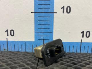 Запчасть реостат печки Mitsubishi Chariot 1991