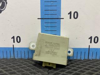 Запчасть блок управления люком Mitsubishi Chariot 1991