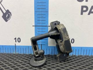 Запчасть активатор стекла двери багажника задний правый Infiniti QX56 2004