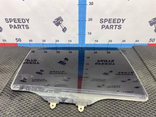 Стекло двери заднее правое Mitsubishi Lancer Cedia 2001