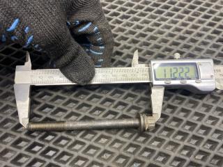 Болт головки блока цилиндров Lancer Cedia 2001 CS2A 4G15