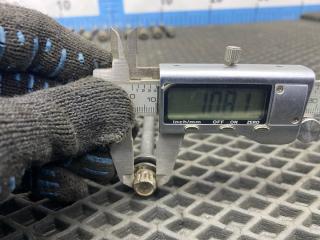 Болт головки блока цилиндров Lancer Cedia 2001 CS2A 4G15