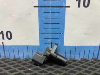 Датчик положения распредвала Mitsubishi Lancer Cedia 2001 CS2A 4G15 MD327107 Б/У