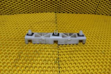 Крепление бампера правое Nissan Qashqai 2010—2013