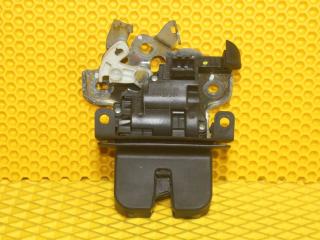 Замок багажника Skoda Octavia 2013—2017