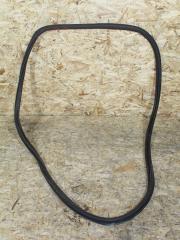 Уплотнитель на проем передний правый Skoda Octavia 2013—2017