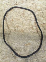 Уплотнитель на проем задний левый Skoda Octavia 2013—2017