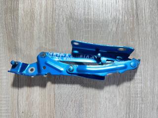 Фото запчасти петля багажника левая Mazda 3 Б/У запчасть Запчасть петля багажника левая Mazda 3