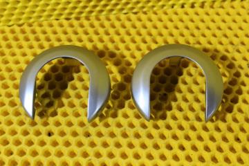 Запчасть накладка ручки двери Nissan Tiida