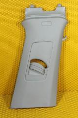 Обшивка стойки центральной верхняя передняя правая Skoda Rapid 2020