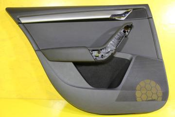 Обшивка двери задняя левая Skoda Octavia 2014