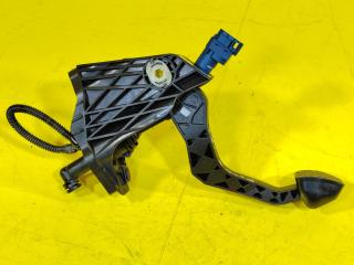 Педаль сцепления Volkswagen Polo 2016 Б/У Педаль сцепления Volkswagen Polo 2016