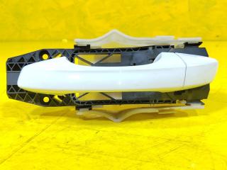 Ручка двери наружная задняя левая Skoda Octavia 2018