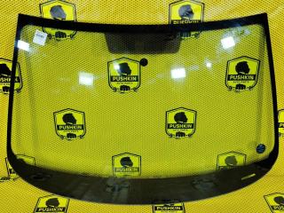 Стекло лобовое Skoda Octavia 2018