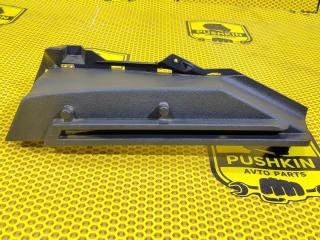 Обшивка крышки багажника задняя правая Skoda Octavia 2018