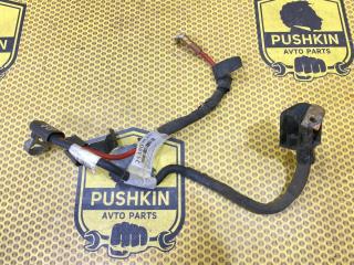 Клемма аккумулятора плюсовая Volkswagen Passat 2017