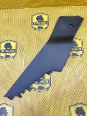 Накладка подлокотника левая Volkswagen Passat 2017