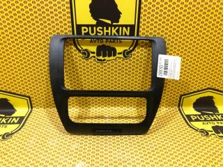 Рамка магнитолы Volkswagen Jetta 2012