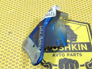 Кронштейн крыла передний правый Skoda Rapid 2018