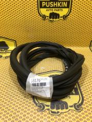 Уплотнитель на проем задний правый Skoda Rapid 2018