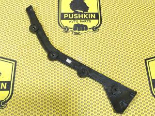 Крепление бампера заднее правое Skoda Rapid 2018