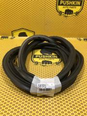 Уплотнитель багажника Volkswagen Tiguan 2011 Б/У Уплотнитель багажника Volkswagen Tiguan 2011