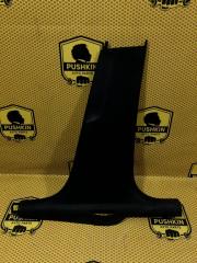 Обшивка стойки центральной нижняя правая Skoda Octavia 2020