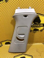 Обшивка стойки центральной верхняя правая Skoda Octavia 2020