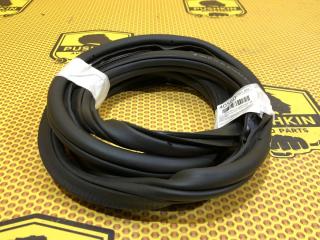 Уплотнитель на проем задний левый Volkswagen Polo 2021