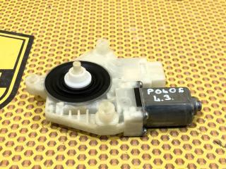 Мотор стеклоподъемника задний левый Volkswagen Polo 2021 Б/У Мотор стеклоподъемника задний левый Volkswagen Polo 2021