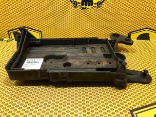 Площадка аккумулятора Skoda Octavia 2015