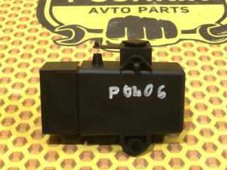 Блок управления обогревом сидений Volkswagen Polo 2021