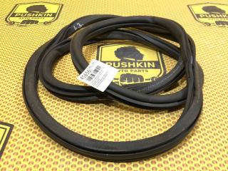 Уплотнитель на проем задний левый Volkswagen Polo 2015