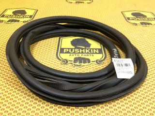 Уплотнитель на проем задний правый Volkswagen Polo 2015