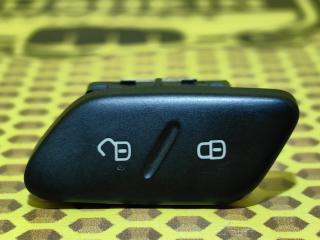 Кнопка центрального замка Volkswagen Polo 2015